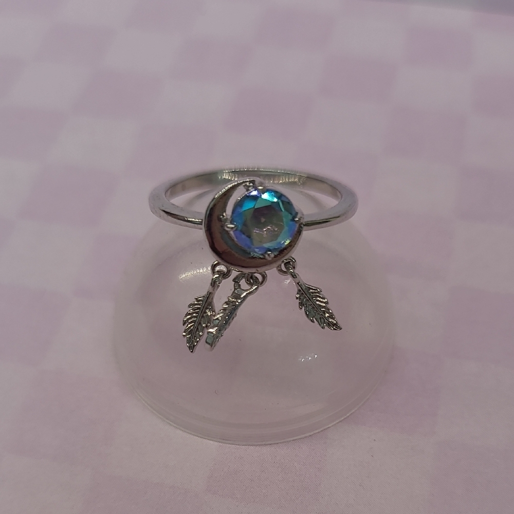 Fragrant Jewels Silver Ring with Blue-Green Iridescent Stone and Feather Charms